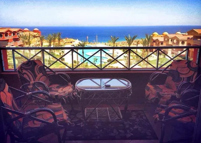 At Porto Sokhna Alpesi faház